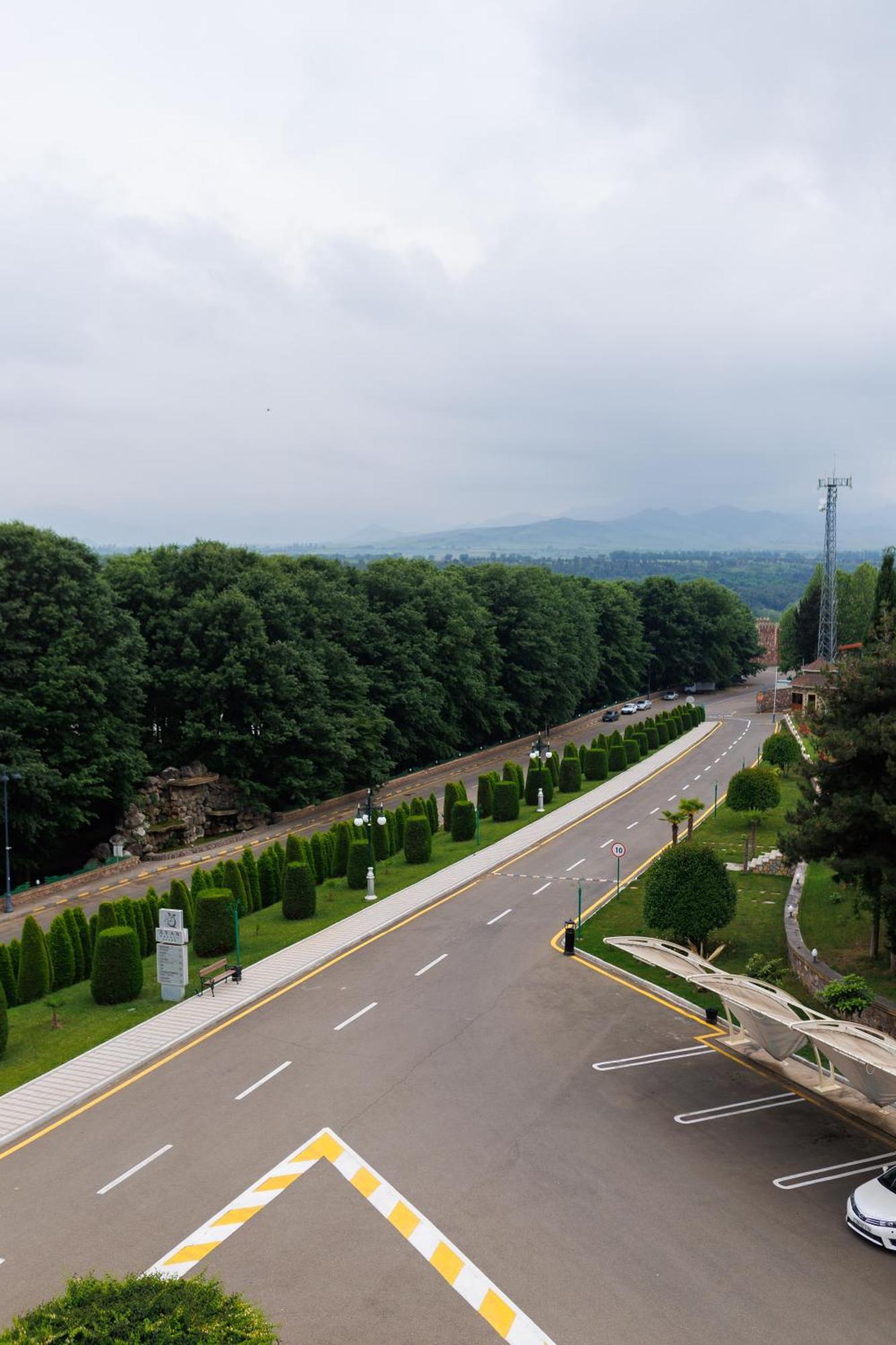 Ayan Palace Hotel Tovuz Exterior foto